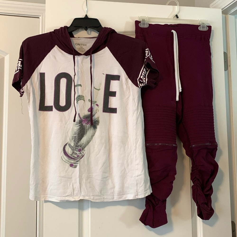Ladies 2 piece love casual fit pants an top